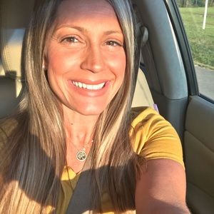 Meet your Posher, Brandy